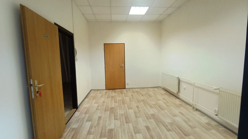 Kancelársky priestor 30m² v BA - I na prenájom