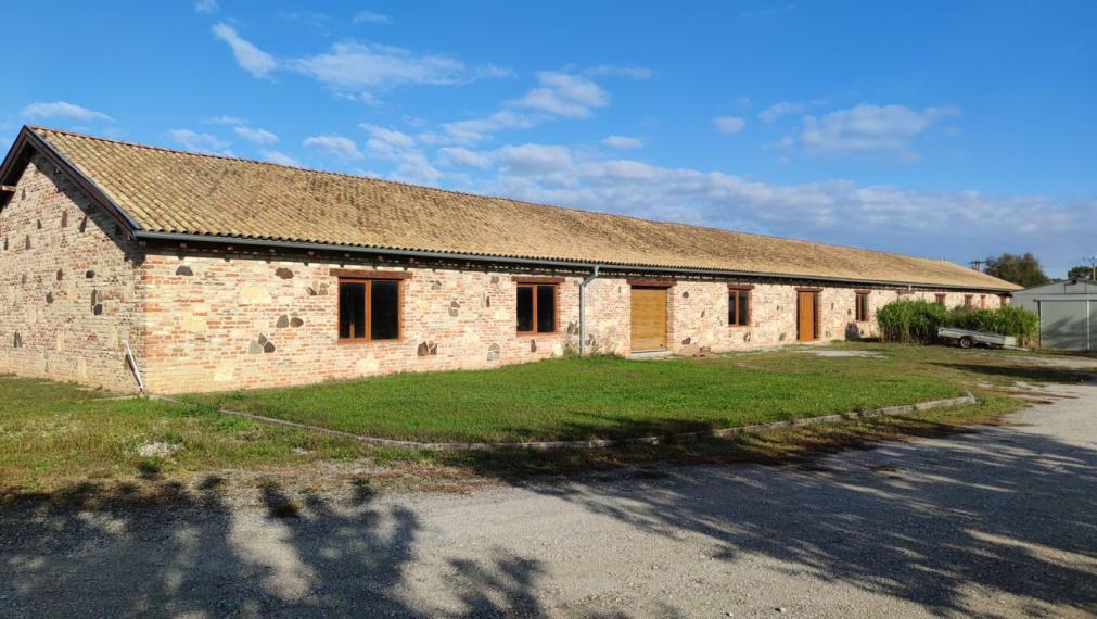 Na prenájom skladové priestory so zázemím a kanceláriou, Žitavce - Nitra