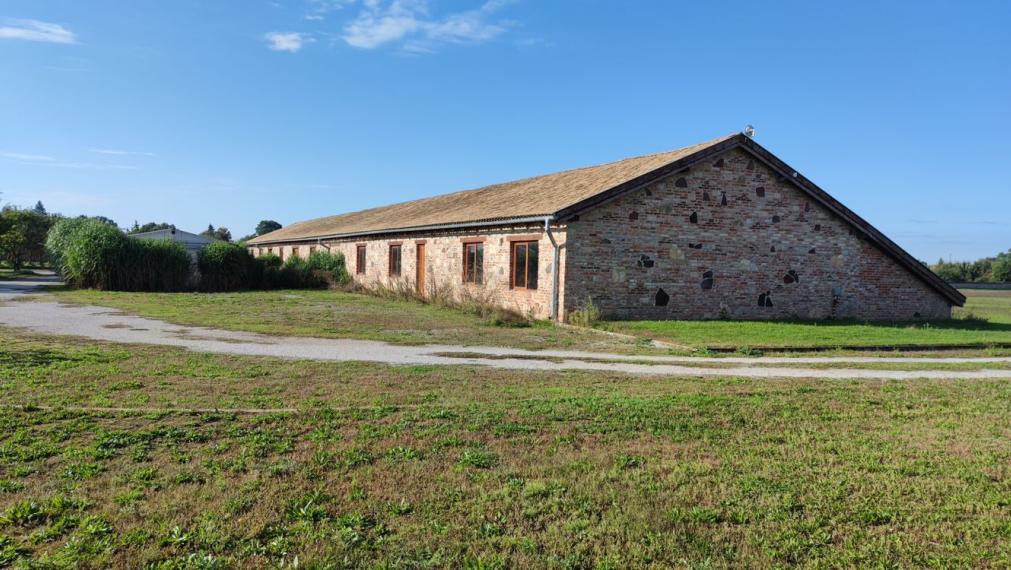 Na prenájom skladové priestory so zázemím a kanceláriou, Žitavce - Nitra