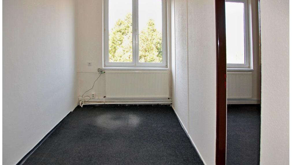 kancelárske priestory v budove na Sihoti ,Trenčín