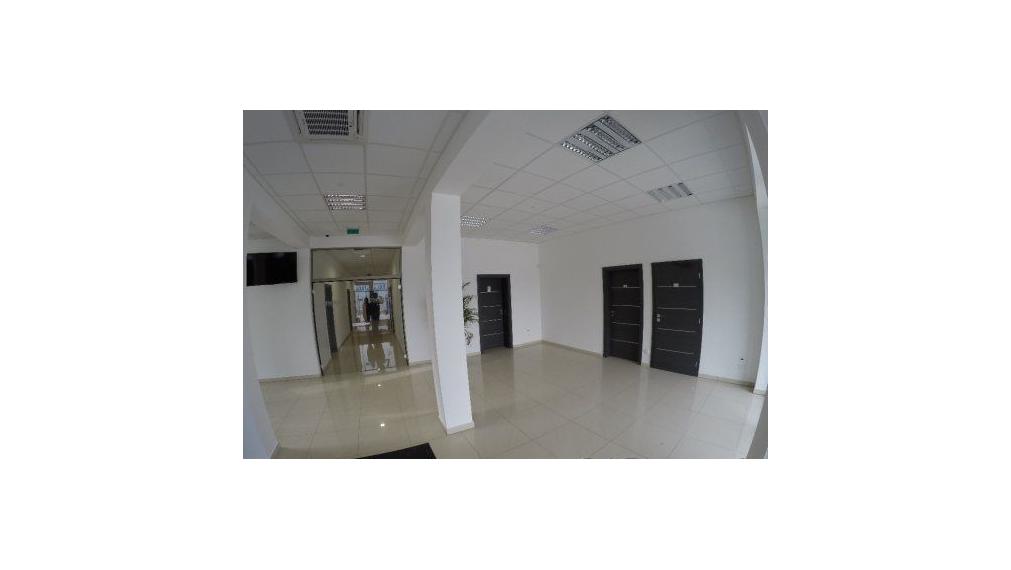 Moderné kancelárske priestory s možnosťou skladu, okolie Nitry