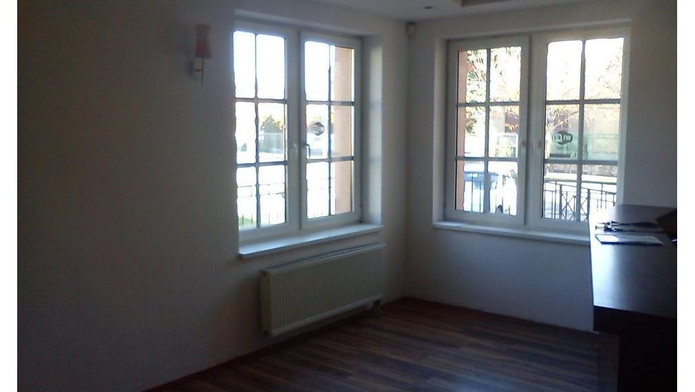 Dom na obchodné účely, Nitra