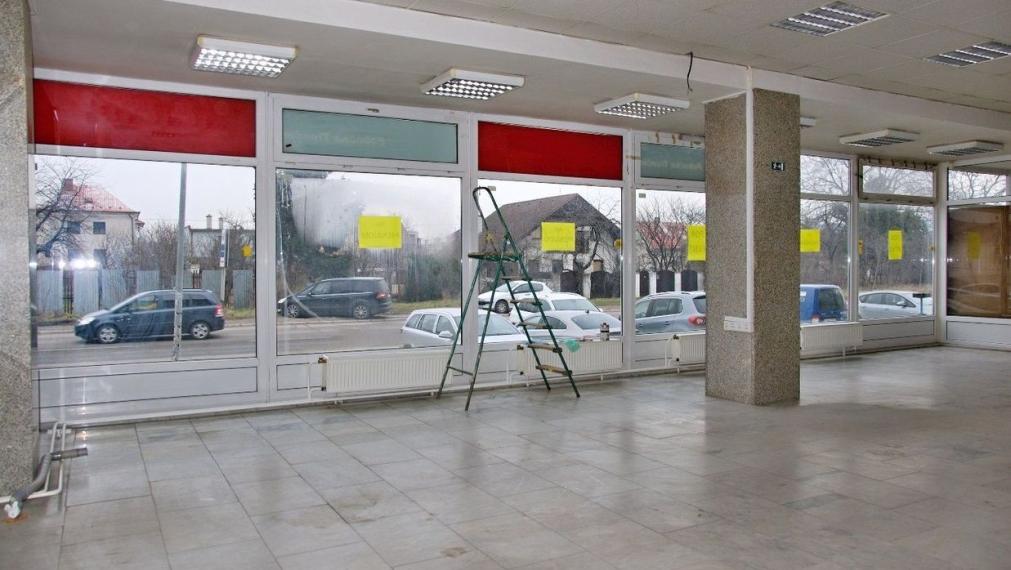 Obchodné priestory,Trenčín, Za mostami