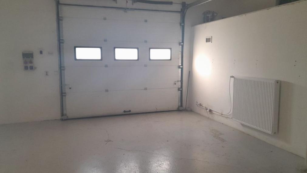 Prevádzkový priestor na prenájom, Coburgova, 142m2