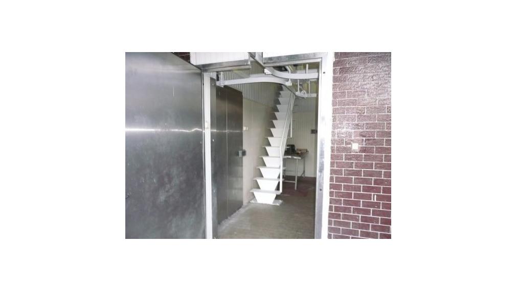 Prevádzkovo-výrobný priestor v obci Drážovce