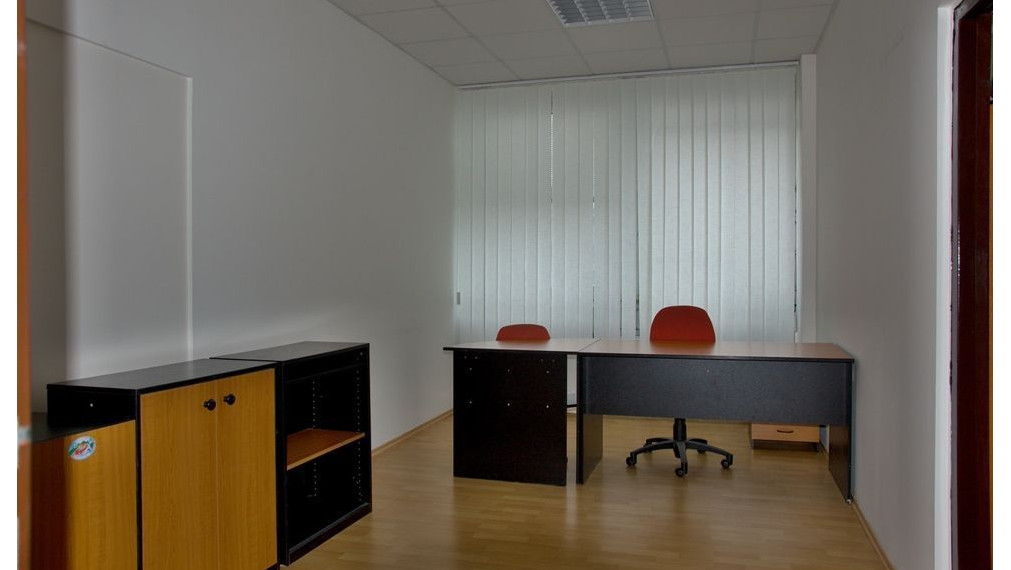 Administratívne priestory, Trenčín