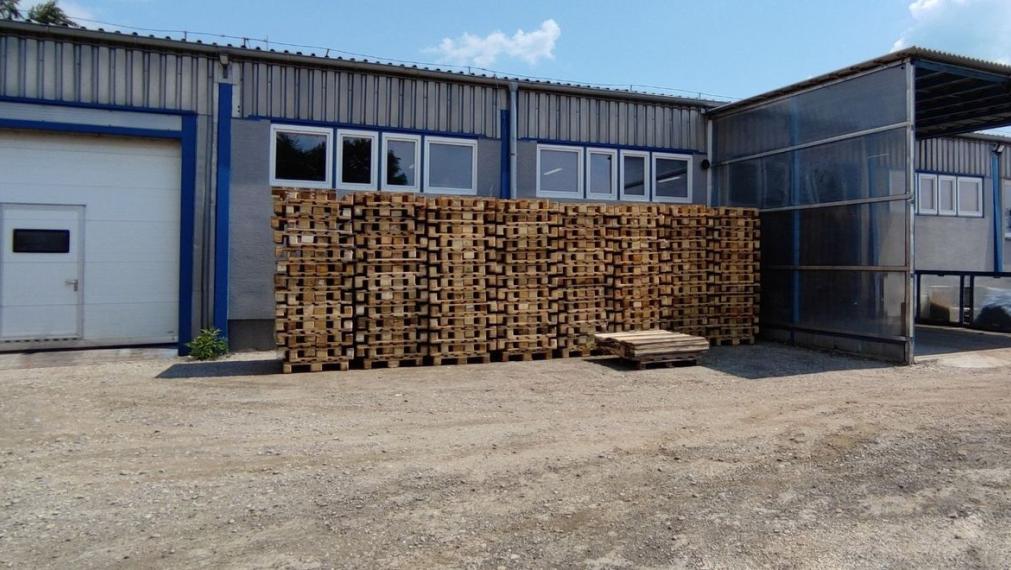 Priemyselný areál, Nové Mesto nad Váhom