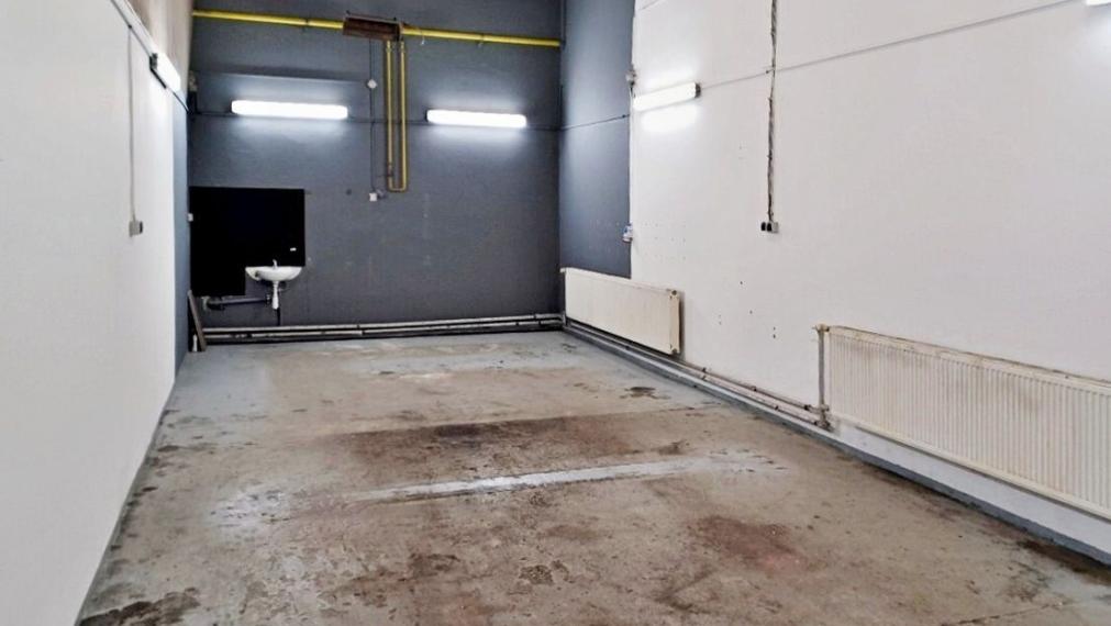 Priemyselný areál, Nové Mesto nad Váhom