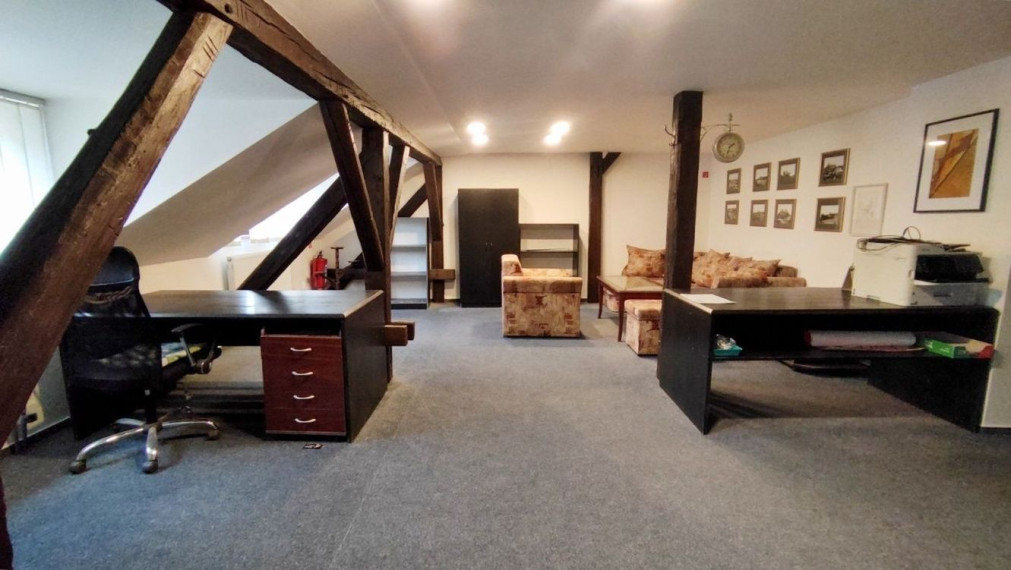 Administratívne priestory ul. Palackého, Trenčín - centrum