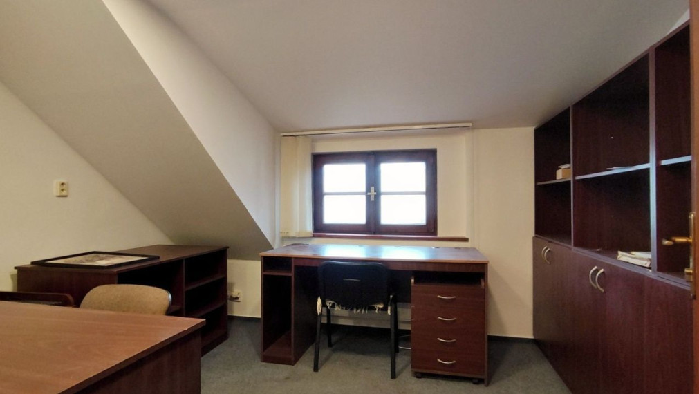 Administratívne priestory ul. Palackého, Trenčín - centrum