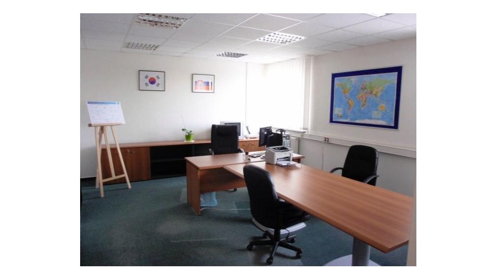 Výrobné, distribučné, parkovacie a kancelárske priestory, Trnava