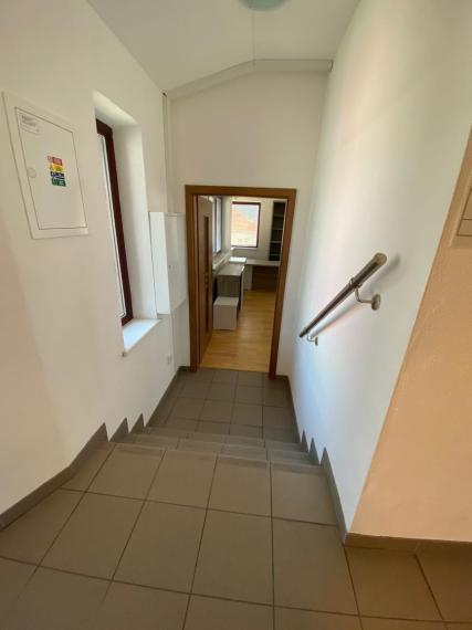 Prenájom kancelárskych priestorov – Popradská ulica, Bratislava 