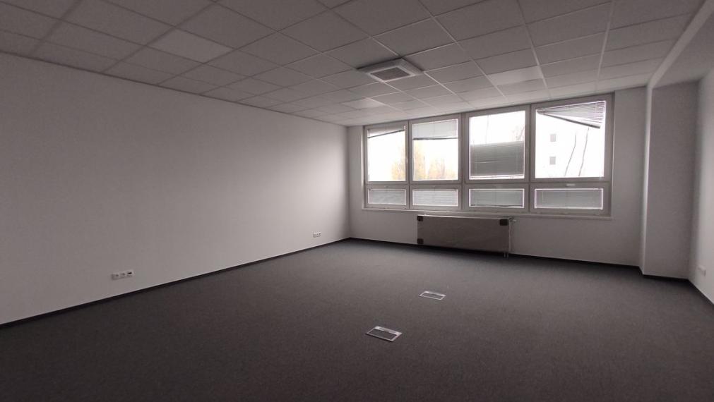 Administratívny priestor 450m2 na Kalinčiakovej ulici, v tesnej blízkosti TOWER 5 a štadióna Tehelné pole, BA3