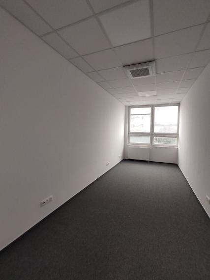 Administratívny priestor 450m2 na Kalinčiakovej ulici, v tesnej blízkosti TOWER 5 a štadióna Tehelné pole, BA3