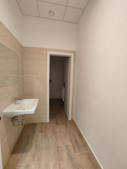 Administratívny priestor 450m2 na Kalinčiakovej ulici, v tesnej blízkosti TOWER 5 a štadióna Tehelné pole, BA3