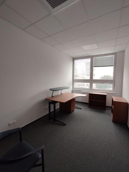 Administratívny priestor 225m2 na Kalinčiakovej ulici, v tesnej blízkosti TOWER 5 a štadióna Tehelné pole, BA3