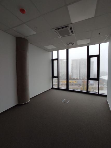 Moderné kancelárie v TOWER 5 - Tehelné Pole, Kalinčiakova, BA3 TOP