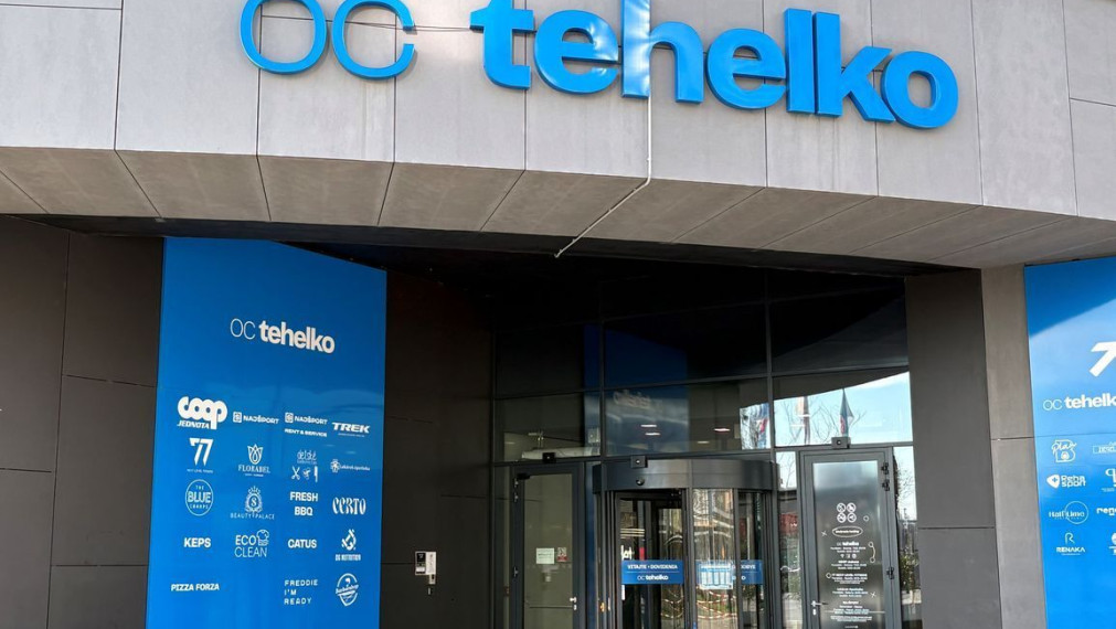 Atraktívny obchodný priestor v nákupnom centre, 100 m², Bajkalská