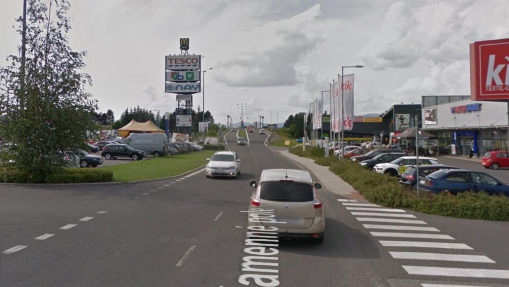 Obchodný priestor v nákupnom centre v lokalite Kamenné Pole - Liptovský Mikuláš, 484,05m2