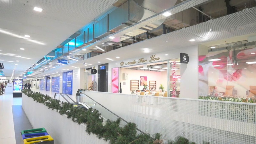 Atraktívny obchodný priestor v nákupnom centre, 342 m², Bajkalská