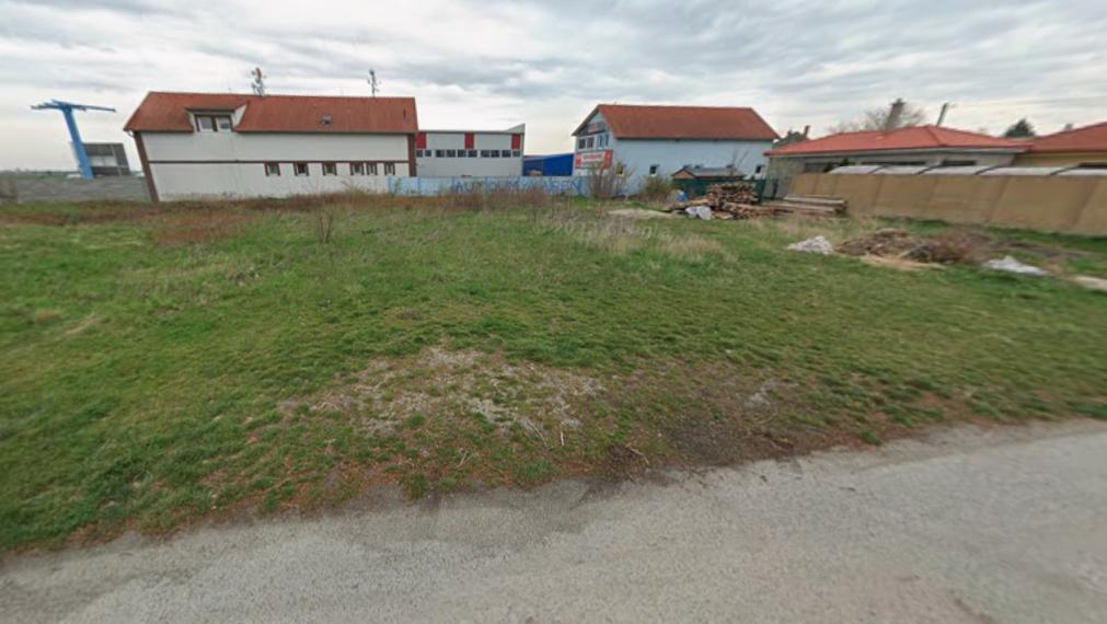 Pozemok na predaj - Mliečno