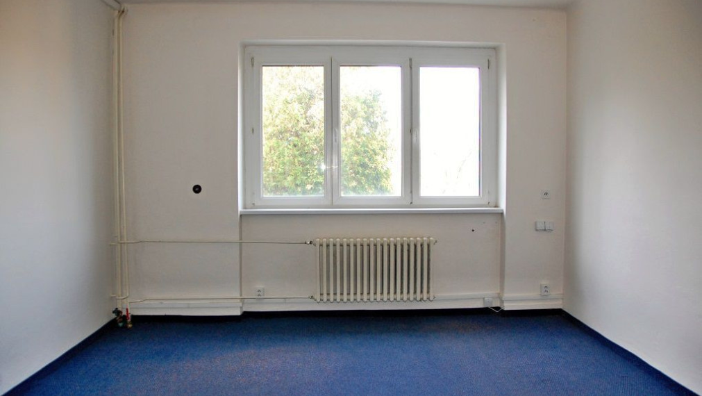 Na prenájom kancelárske priestory v budove na Sihoti ,Trenčín