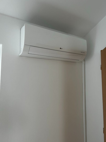 Obchodno-kancelárske priestory na pešej zóne s parkovaním