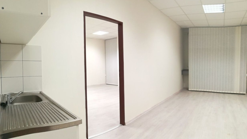 Kancelárske  priestory s kuchynkou na prenájom – Trenčín