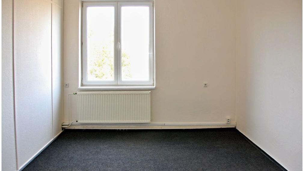 Kancelárske priestory, Trenčín – Sihoť I