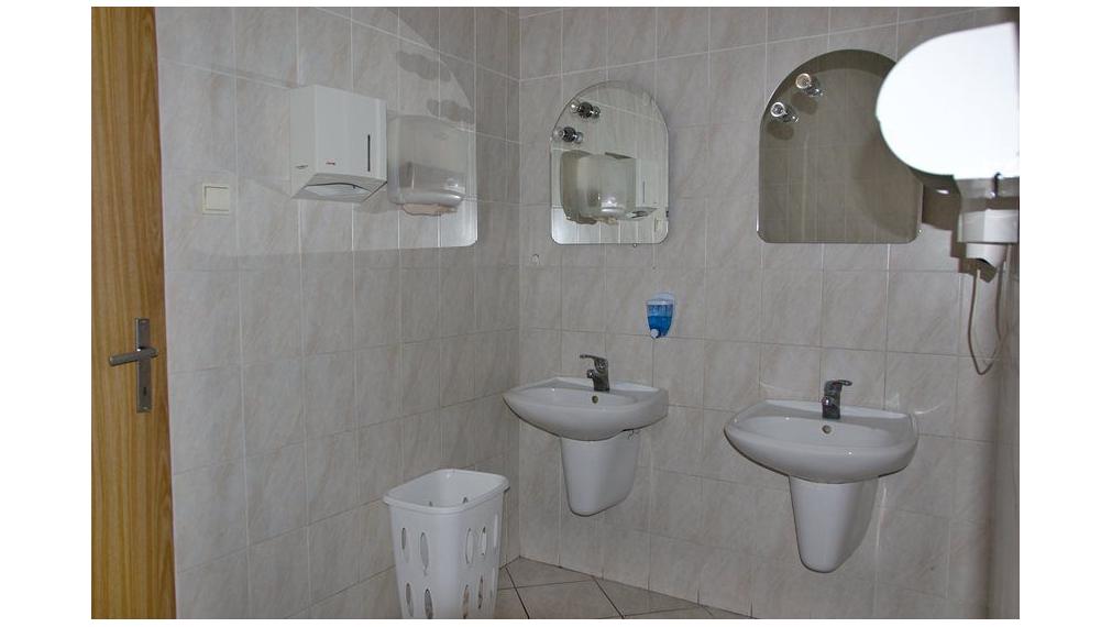 Administratívne priestory, Trenčín – Za mostami