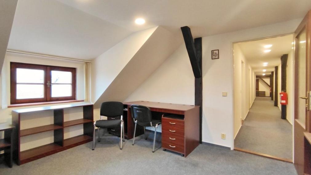 Administratívne priestory ul. Palackého, Trenčín - centrum