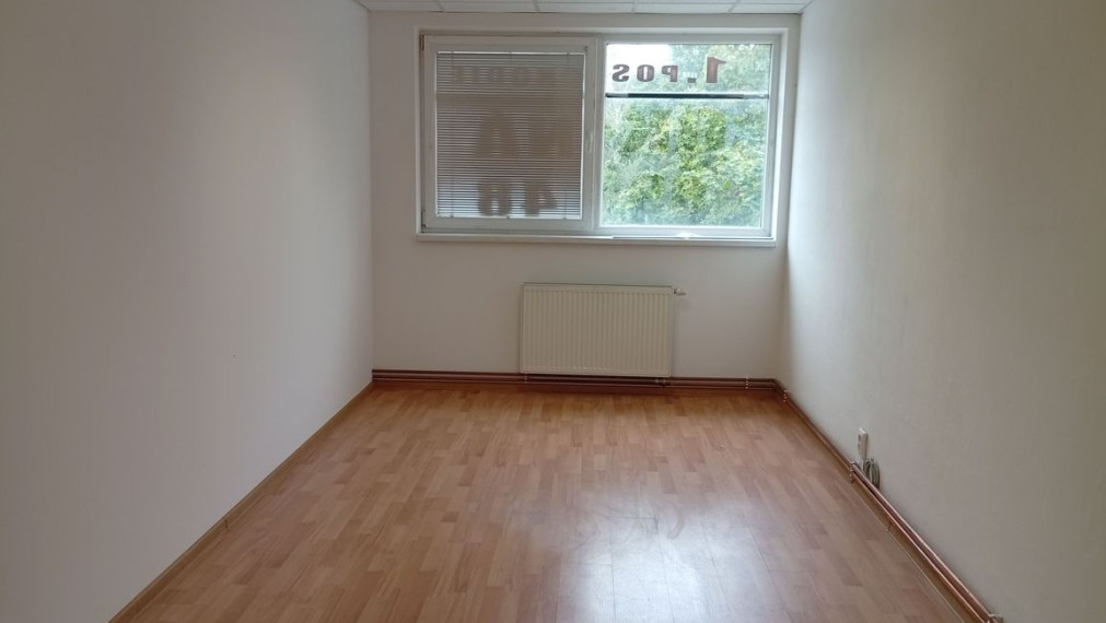 Kancelárske priestory na prenájom - Trenčín, Sihoť