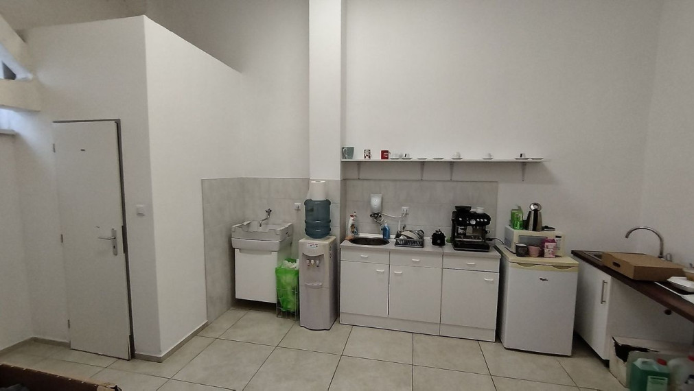 Skladový priestor/hala s kanceláriami, Galanta