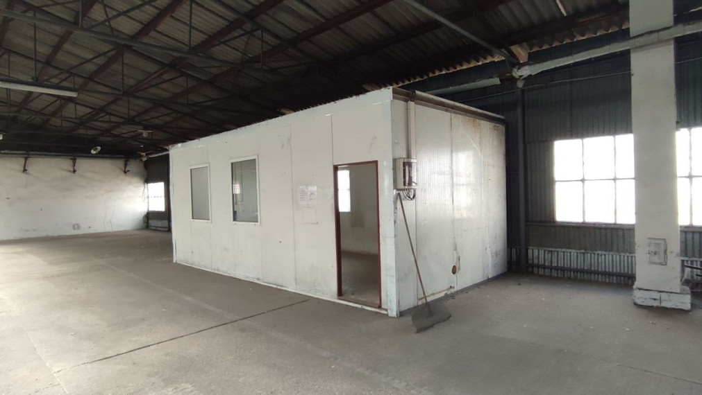 Skladová hala, Galanta