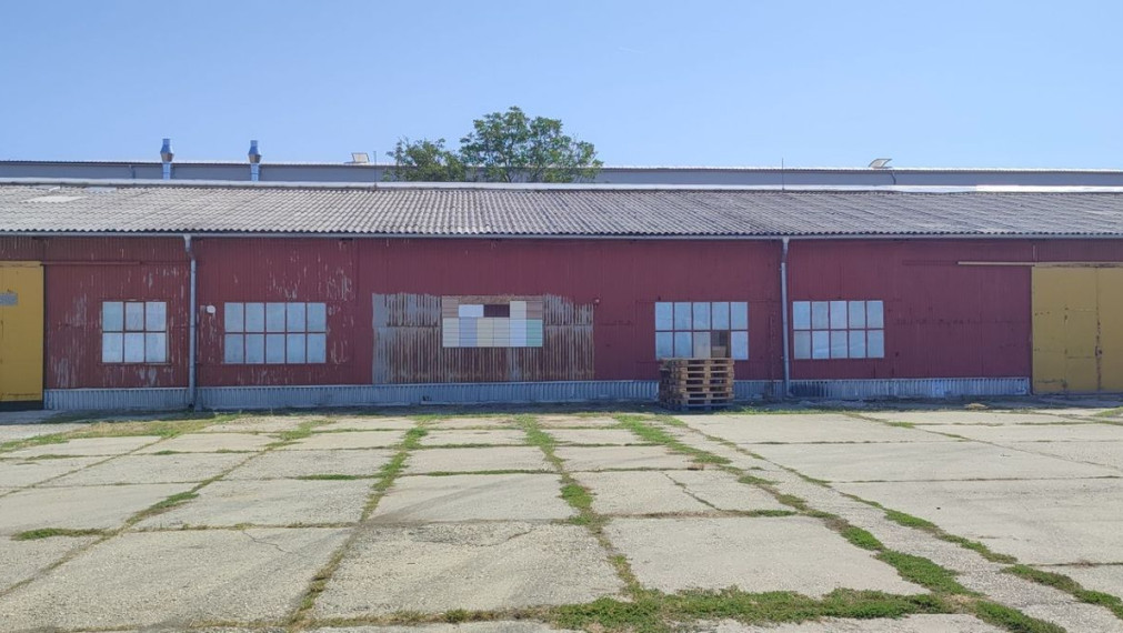 Skladová hala, Galanta