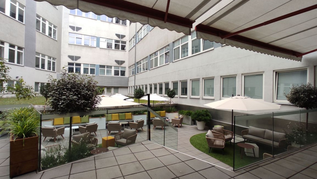 119,79m2 priestor s parkovaním v centre na Lazaretskej ulicie, Bratislava I