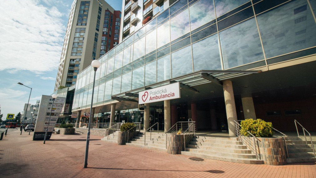  Priestor 78,69m2 s výhľadom na ŽST Petržalka, Vienna Gate