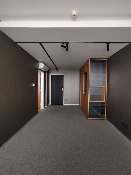 Kancelárie 54m2 v hoteli Aston, Bajkalská