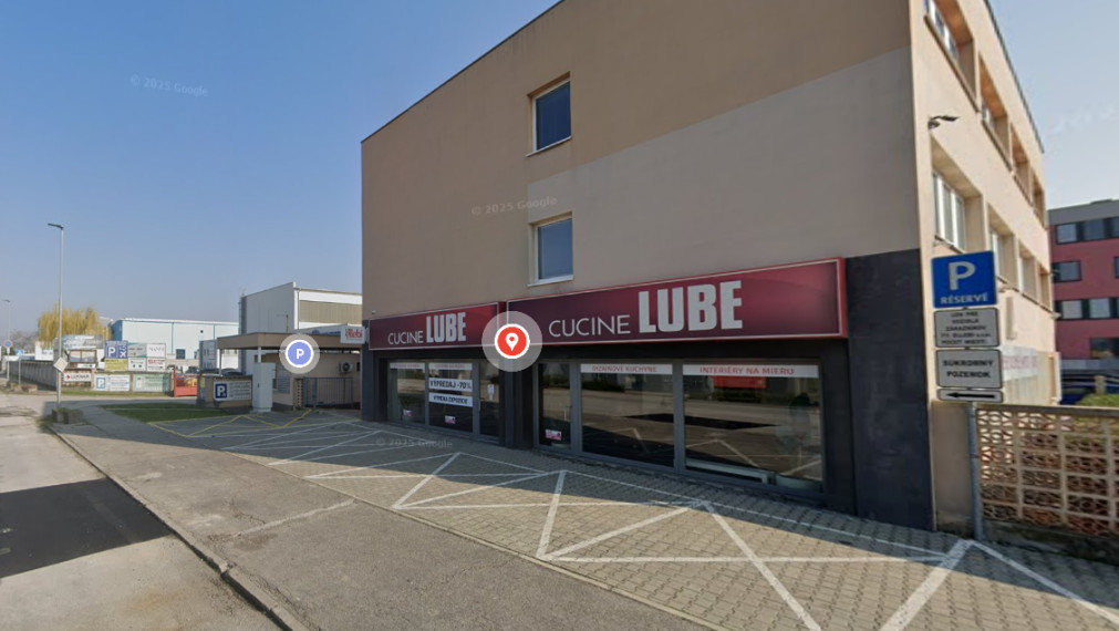 Obchodný priestor 276m2 s výkladom na PREDAJ, v blízkosti diaľničného obchvatu, letiska a OC AVION