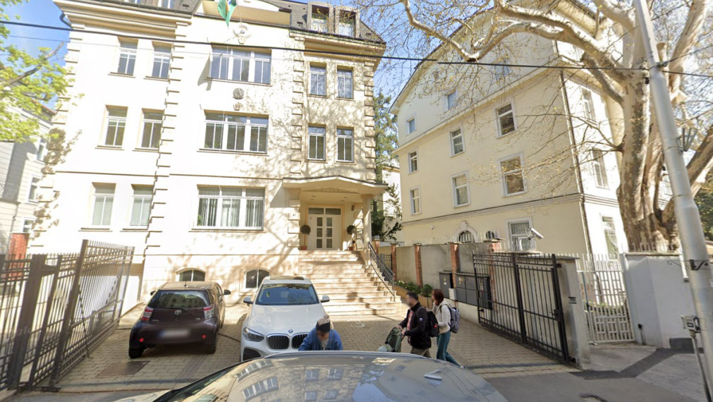 Reprezentatívny kancelársky celok 274m2 + 4 x parking, v historickej budove, Palisády – Staré Mesto