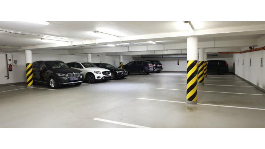 Reprezentatívny kancelársky celok 274m2 + 4 x parking, v historickej budove, Palisády – Staré Mesto