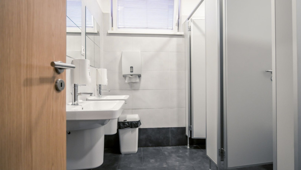 Reprezentatívna polyfunkčná budova so skladom a parkovaním v atraktívnej lokalite, Bratislava - Nové Mesto TOP