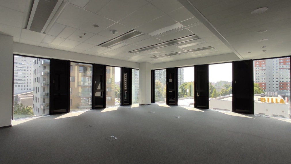 Reprezentatívne kancelárske priestory 169m2, EINPARK, Einsteinova – Petržalka