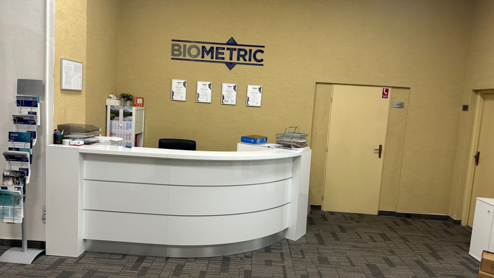 Priestor 168m2 na vyvýšenom prízemí v blízkosti Klientskeho centra, Bratislava II