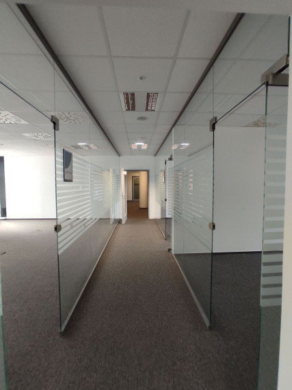 Kancelárske priestory v blízkosti ŽST Petržalka