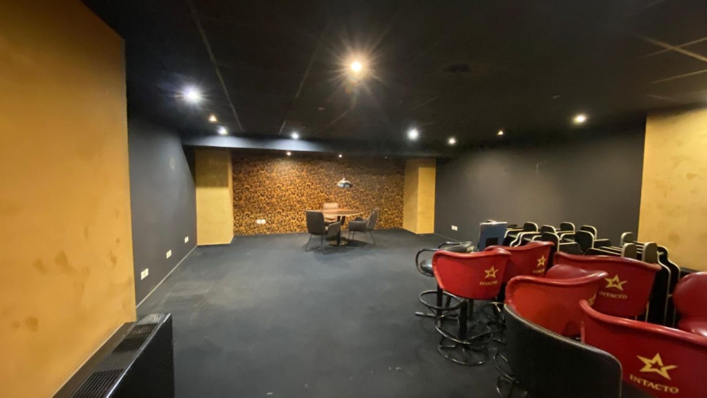 Obchodný priestor v Bratislave - Petržalke na Úderníckej ulici