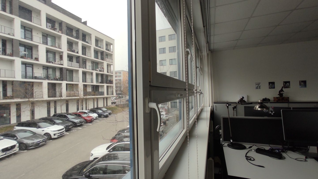 Administratívny celok 4 kancelárií 200m2, s terasou a parkovaním, Račianska ulica, BA3