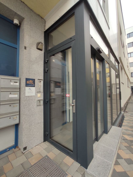 Administratívny celok 4 kancelárií 200m2, s terasou a parkovaním, Račianska ulica, BA3