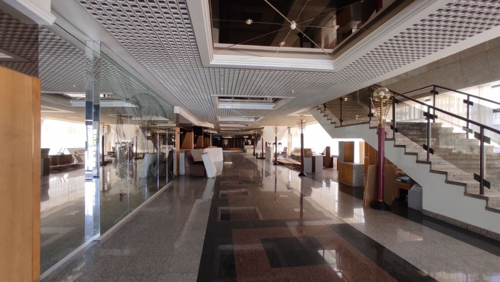 3.000m2 kongresová sála, lobby, kuchyňa, jedáleň a príslušenstvo na prenájom, Bajkalská