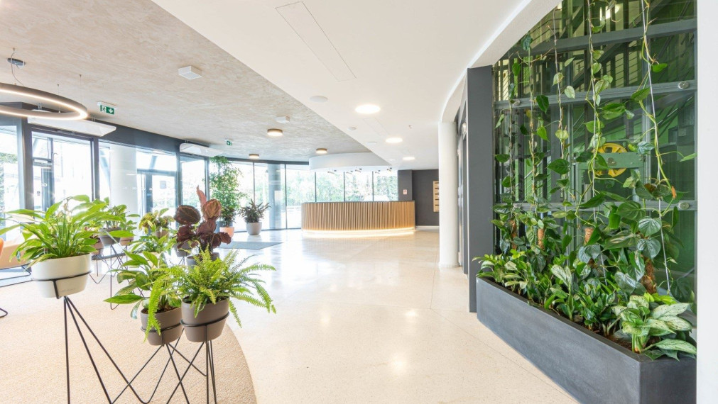 Administratívne priestory vysokého štandardu v tesnej blízkosti ŽST Petržalka